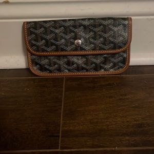Goyard wristlet, authentic, new St. Louis style
